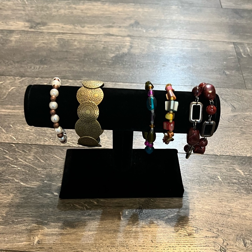 Lot of 5‎ Fashion Jewelry Bracelets